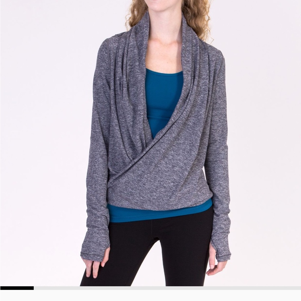 Four Count Shrug - Picture 7 of 8
